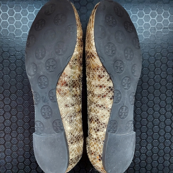 TORY BURCH gold snake Reva flats size 7.5 - Picture 3 of 3